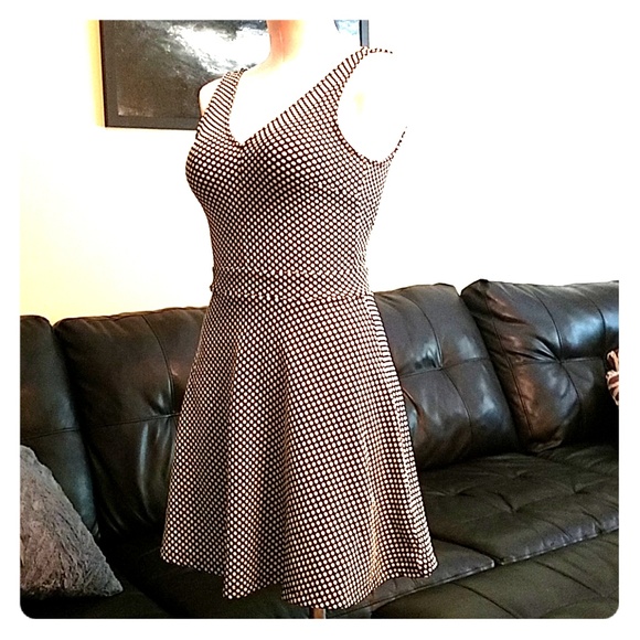 Retro-style Polka Dot Dress - Picture 7 of 7